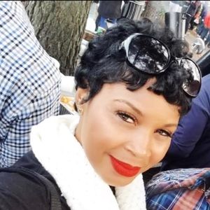 Meet your Posher, Kela